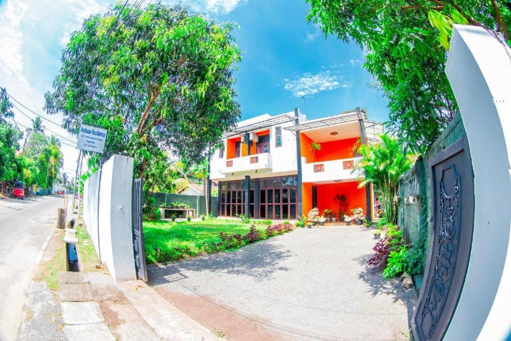 Hotel Blue Bird Negombo Ngoại thất bức ảnh